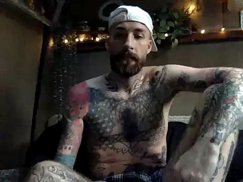 Snapshot of Tuhands chatting on January 2025 02:44:01 PM Tuhands online show from January 2025 02:44:01 PM