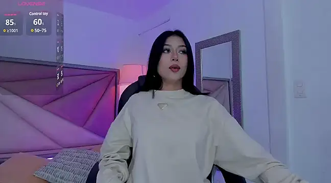 ZaraLim online show from February 2025 12:26:02 PM