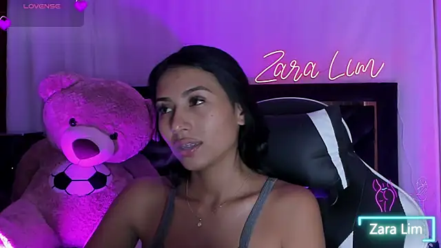 ZaraLim online show from September 2025 06:56:02 PM