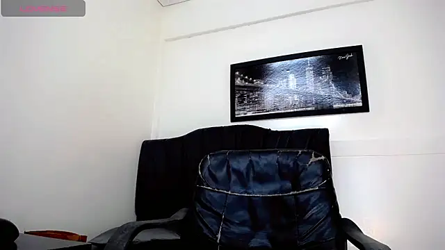 Diosiris Riannys online show from October 2025 07:12:02 PM