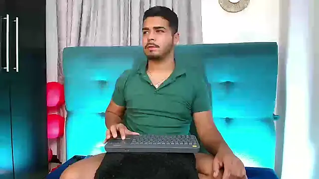 Snapshot of thiagowes chatting on February 2025 12:43:02 AM thiagowes online show from February 2025 12:43:02 AM