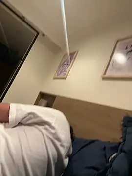 Snapshot of thiagowes chatting on October 2025 07:50:02 AM thiagowes online show from October 2025 07:50:02 AM