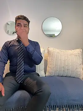 Snapshot of thiagowes chatting on February 2026 03:40:01 AM thiagowes online show from February 2026 03:40:01 AM