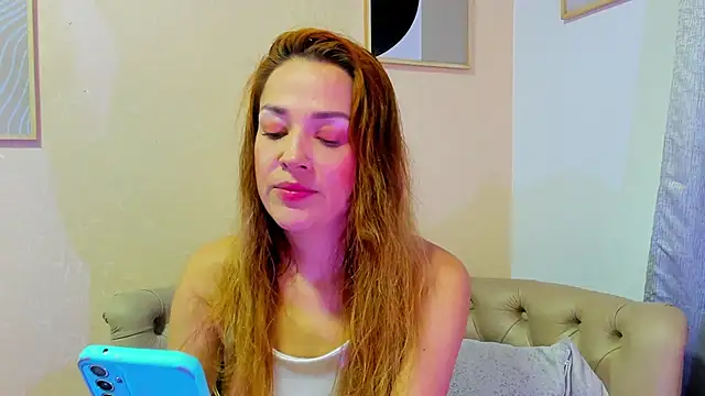 camilawm19 online show from March 2025 02:15:01 AM
