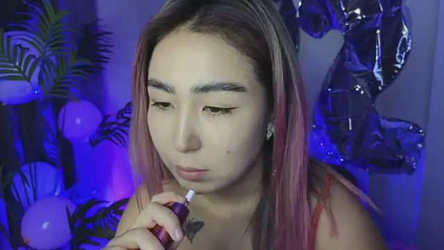 Deiri Delightful online show from December 2024 12:17:02 PM