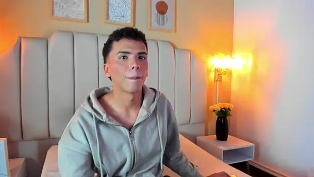 SEANTROYY online show from October 2025 04:16:01 AM