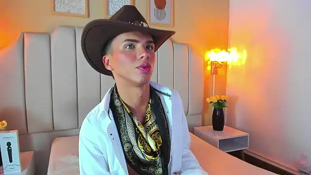 SEANTROYY online show from October 2025 10:00:01 PM