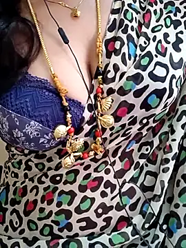 gaurika18 online show from February 2025 04:37:01 AM