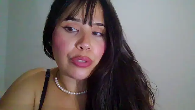 Snapshot of DeusaDemeeter chatting on April 2026 06:19:02 AM DeusaDemeeter online show from April 2026 06:19:02 AM
