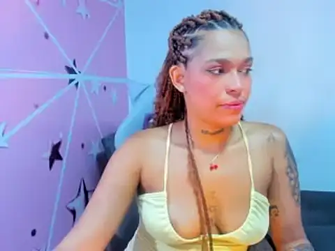 Snapshot of samantha_simur chatting on January 2025 03:52:02 AM samantha simur online show from January 2025 03:52:02 AM