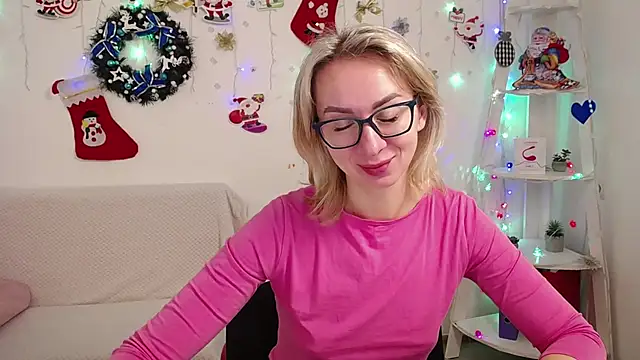 Snapshot of VasilisaSii chatting on December 2024 06:22:02 AM VasilisaSii online show from December 2024 06:22:02 AM