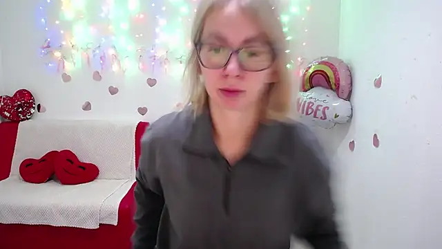 Snapshot of VasilisaSii chatting on October 2025 05:06:01 AM VasilisaSii online show from October 2025 05:06:01 AM