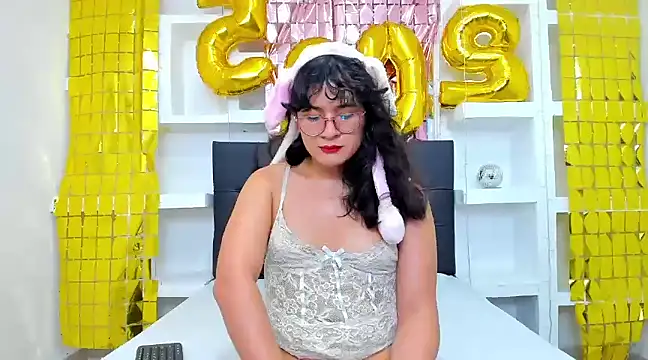 Snapshot of Elith_Berry69 chatting on January 2025 09:28:01 PM Elith Berry69 online show from January 2025 09:28:01 PM