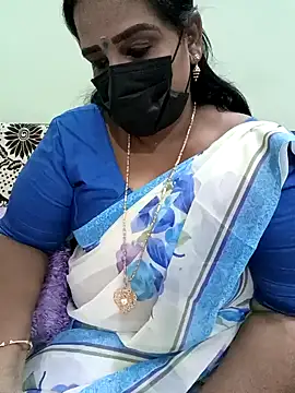 Snapshot of aila98 chatting on December 2024 06:17:01 PM aila98 online show from December 2024 06:17:01 PM