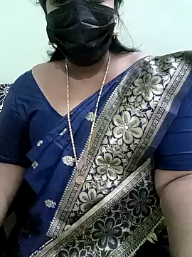 Snapshot of aila98 chatting on January 2025 07:32:01 PM aila98 online show from January 2025 07:32:01 PM