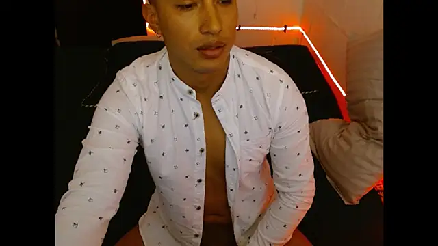 Davixx258 online show from February 2025 06:08:02 PM