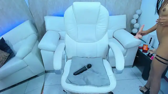 Snapshot of meggan_77 chatting on January 2025 10:45:01 AM meggan 77 online show from January 2025 10:45:01 AM