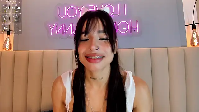 Snapshot of Torimonroe_ chatting on February 2026 04:37:02 PM Torimonroe online show from February 2026 04:37:02 PM