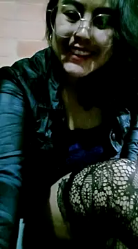 Snapshot of lara_moon25 chatting on January 2025 12:11:01 AM lara moon25 online show from January 2025 12:11:01 AM