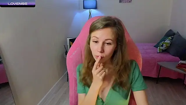 Snapshot of Lill_Mary chatting on December 2024 03:16:02 AM Lill Mary online show from December 2024 03:16:02 AM