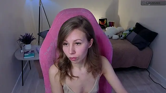 Snapshot of Lill_Mary chatting on February 2025 04:10:02 AM Lill Mary online show from February 2025 04:10:02 AM