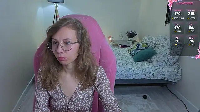 Snapshot of Lill_Mary chatting on September 2025 02:22:02 AM Lill Mary online show from September 2025 02:22:02 AM