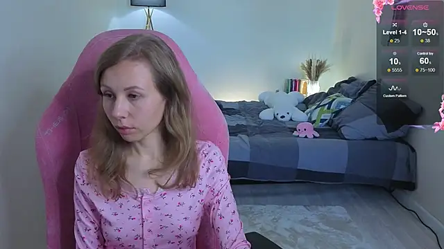 Snapshot of Lill_Mary chatting on October 2025 03:34:02 AM Lill Mary online show from October 2025 03:34:02 AM