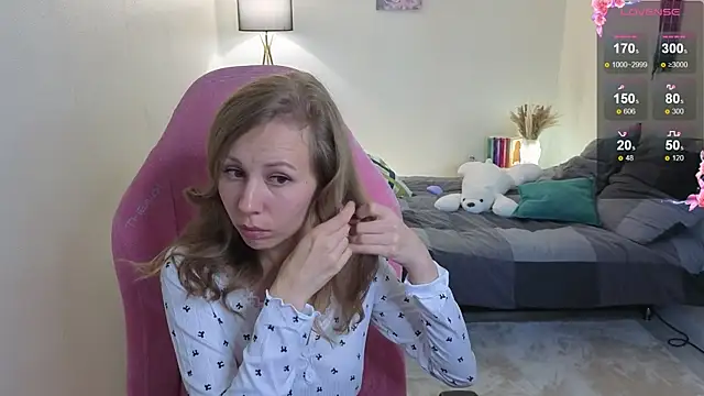 Snapshot of Lill_Mary chatting on October 2025 02:53:01 AM Lill Mary online show from October 2025 02:53:01 AM