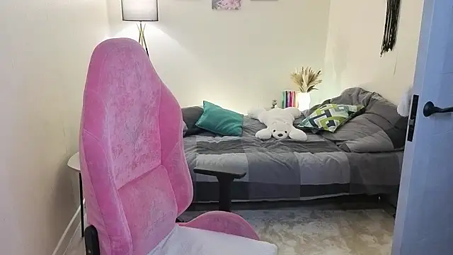 Snapshot of Lill_Mary chatting on October 2025 02:10:01 AM Lill Mary online show from October 2025 02:10:01 AM