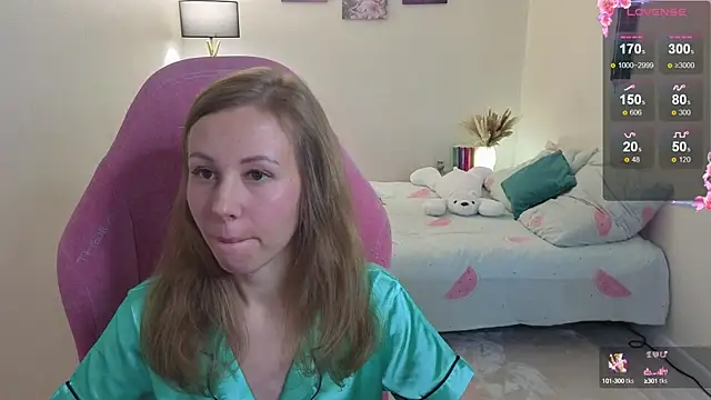 Snapshot of Lill_Mary chatting on October 2025 03:10:02 AM Lill Mary online show from October 2025 03:10:02 AM