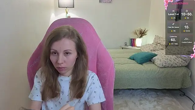 Snapshot of Lill_Mary chatting on October 2025 06:13:01 AM Lill Mary online show from October 2025 06:13:01 AM