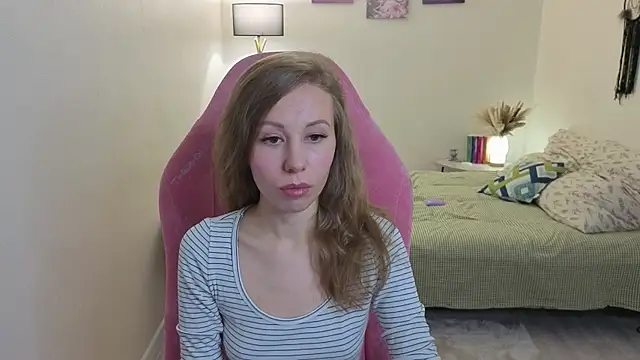 Snapshot of Lill_Mary chatting on November 2025 03:07:01 AM Lill Mary online show from November 2025 03:07:01 AM