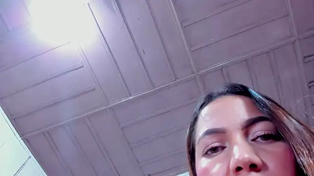 Snapshot of Mia_Malkovaa_ chatting on October 2025 06:07:02 PM Mia Malkovaa online show from October 2025 06:07:02 PM