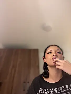 baby lizy online show from May 2026 08:36:02 PM