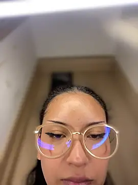 baby lizy online show from June 2026 05:28:02 PM