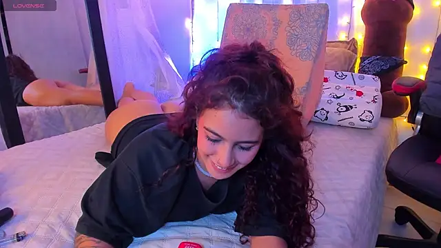 Sophiee Hill online show from March 2025 08:43:01 AM