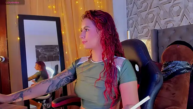 Sophiee Hill online show from September 2025 09:15:01 PM