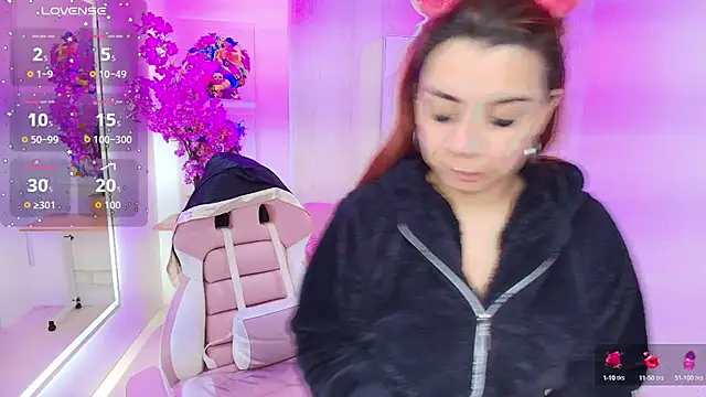 Snapshot of Gabby_evanns chatting on October 2025 11:55:01 AM Gabby evanns online show from October 2025 11:55:01 AM