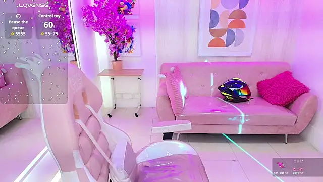 Snapshot of Gabby_evanns chatting on October 2025 12:05:01 PM Gabby evanns online show from October 2025 12:05:01 PM