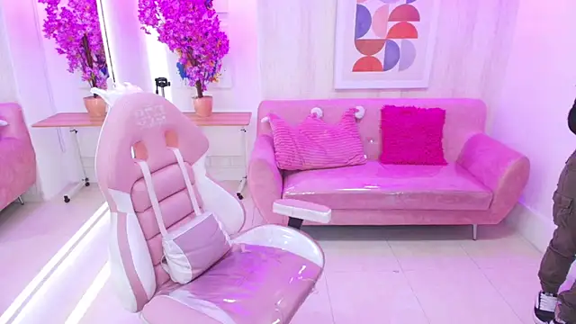 Snapshot of Gabby_evanns chatting on October 2025 12:08:02 PM Gabby evanns online show from October 2025 12:08:02 PM