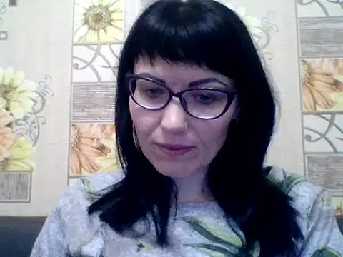 Snapshot of CharmingCat321 chatting on December 2024 07:42:02 PM CharmingCat321 online show from December 2024 07:42:02 PM
