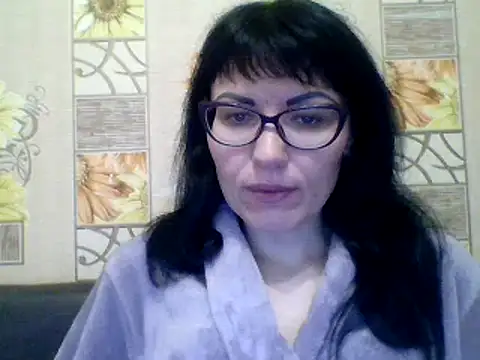Snapshot of CharmingCat321 chatting on January 2025 03:37:01 AM CharmingCat321 online show from January 2025 03:37:01 AM
