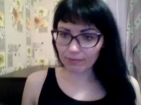 Snapshot of CharmingCat321 chatting on January 2025 04:25:01 PM CharmingCat321 online show from January 2025 04:25:01 PM