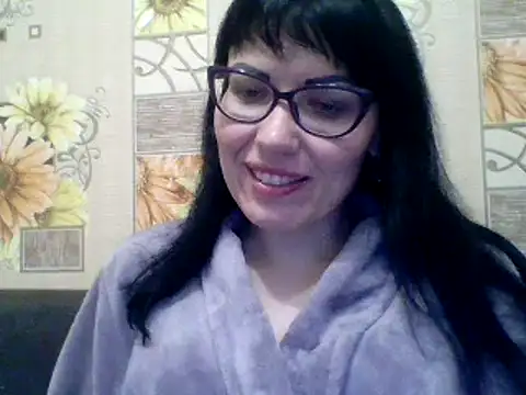 Snapshot of CharmingCat321 chatting on January 2025 09:29:01 PM CharmingCat321 online show from January 2025 09:29:01 PM