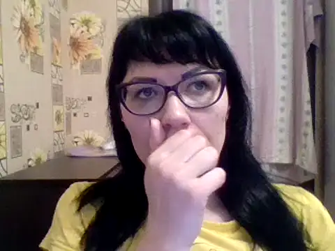 Snapshot of CharmingCat321 chatting on January 2025 06:24:02 AM CharmingCat321 online show from January 2025 06:24:02 AM