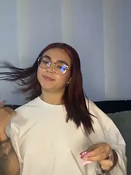 Snapshot of camianddanna chatting on December 2024 10:54:02 PM camianddanna online show from December 2024 10:54:02 PM