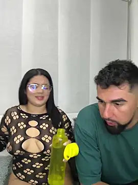 Snapshot of camianddanna chatting on January 2025 01:30:01 AM camianddanna online show from January 2025 01:30:01 AM