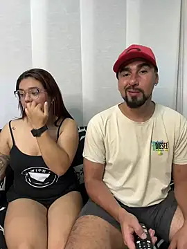 Snapshot of camianddanna chatting on March 2025 04:19:01 AM camianddanna online show from March 2025 04:19:01 AM