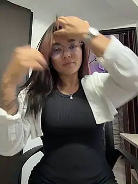 Snapshot of camianddanna chatting on October 2025 10:40:01 PM camianddanna online show from October 2025 10:40:01 PM