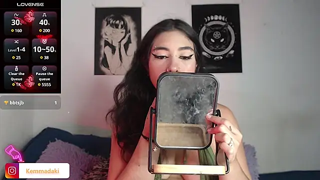 Snapshot of kemmadakii chatting on March 2025 07:01:02 PM kemmadakii online show from March 2025 07:01:02 PM